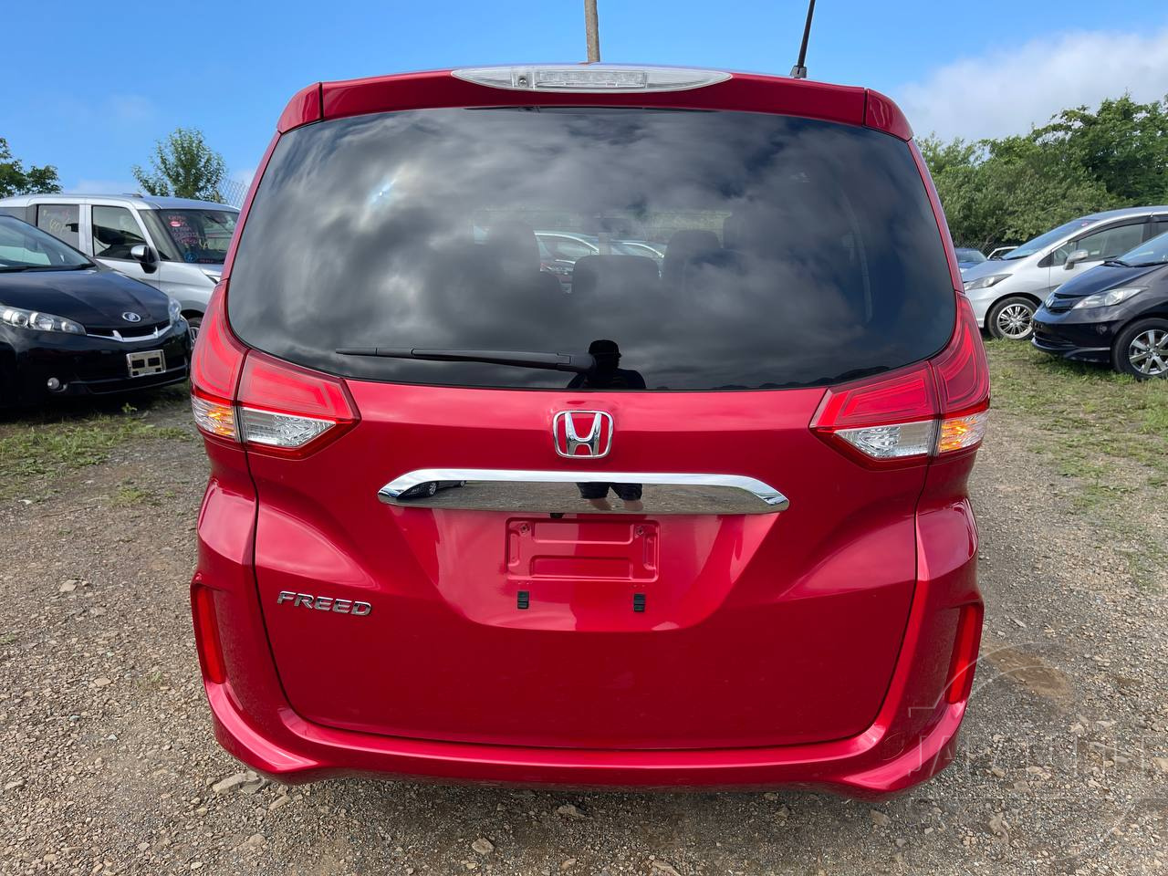 Фото Honda Freed - Japan Life 