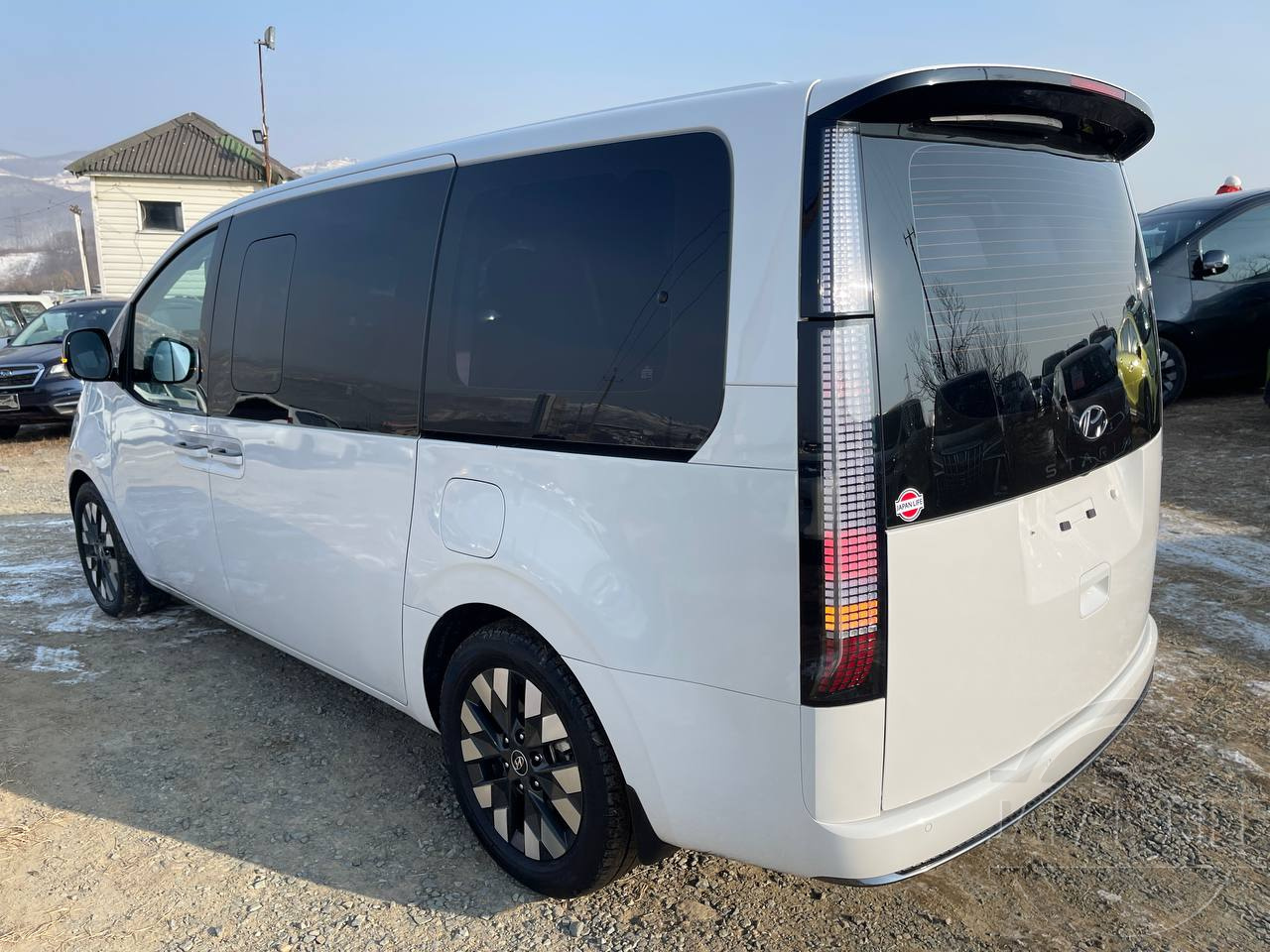 Фото Hyundai Staria - Japan Life 