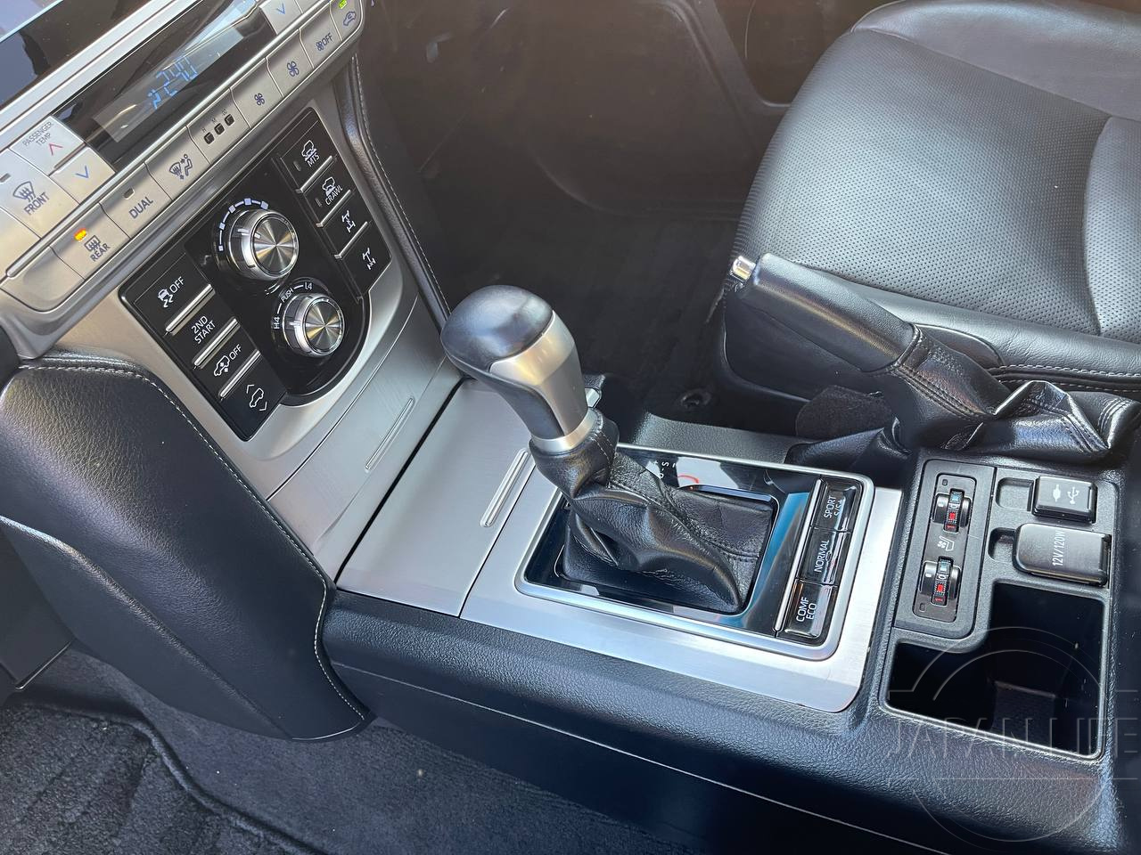 Фото Toyota Land Cruiser Prado - Japan Life 