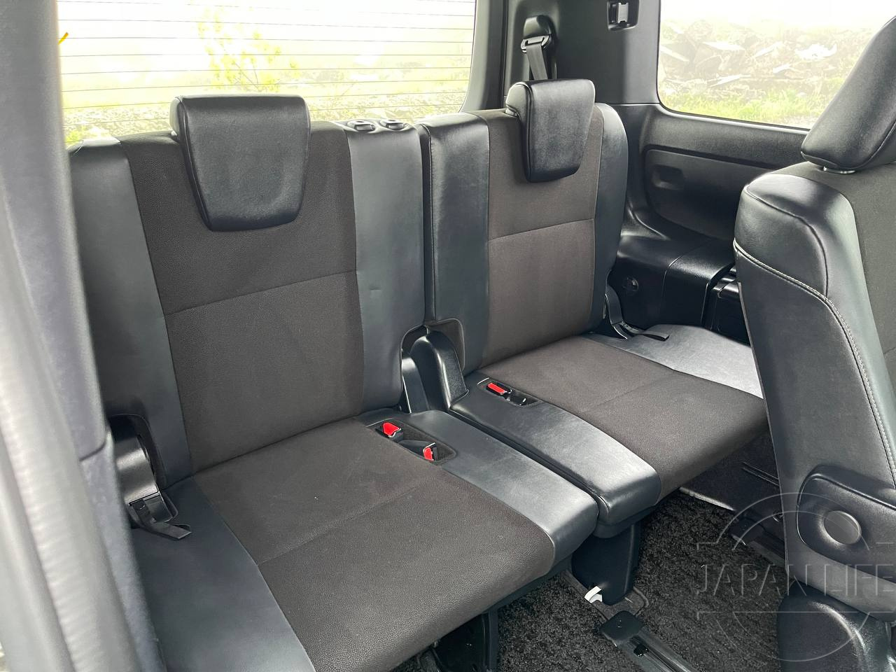 Фото Toyota Noah - Japan Life 