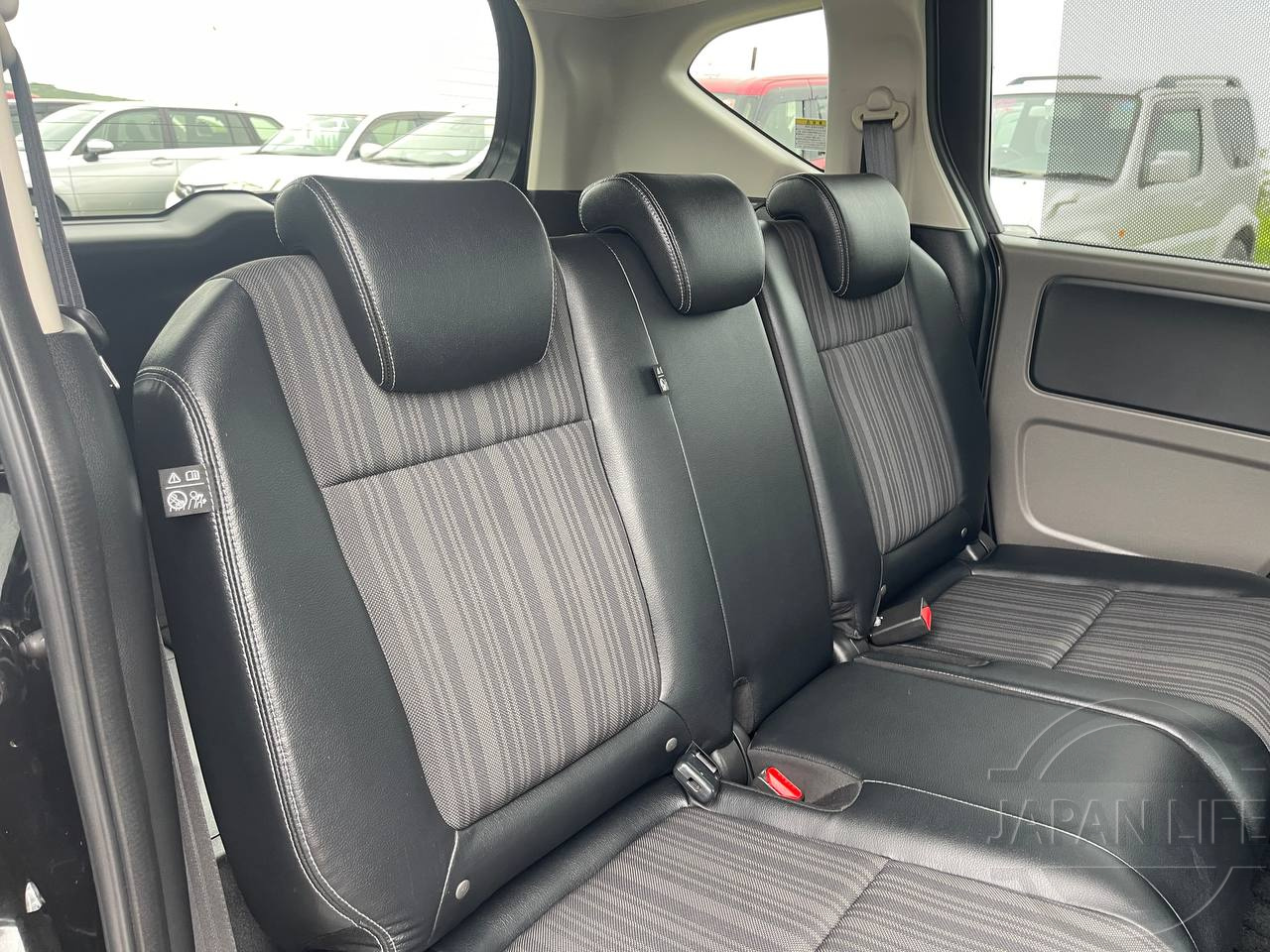 Фото Honda Freed - Japan Life 