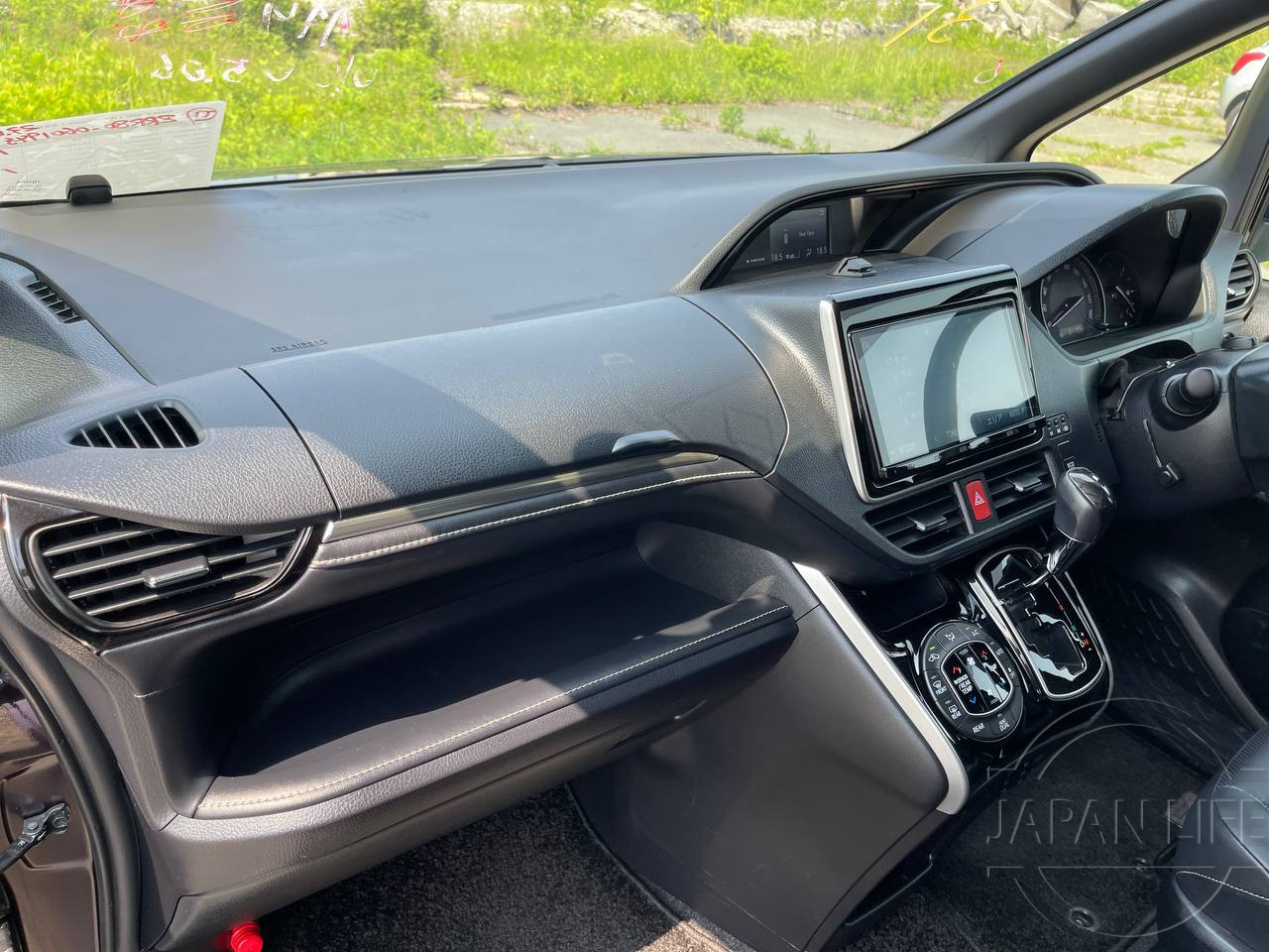 Фото Toyota Esquire - Japan Life 