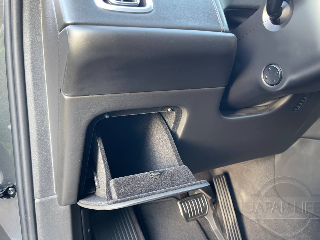 Фото Li L9 - Japan Life 