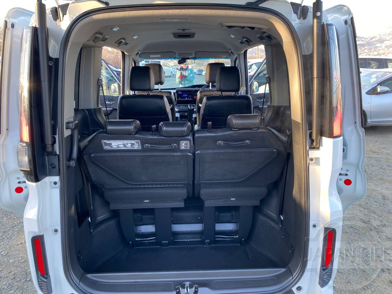 Фото Honda Stepwgn - Japan Life 