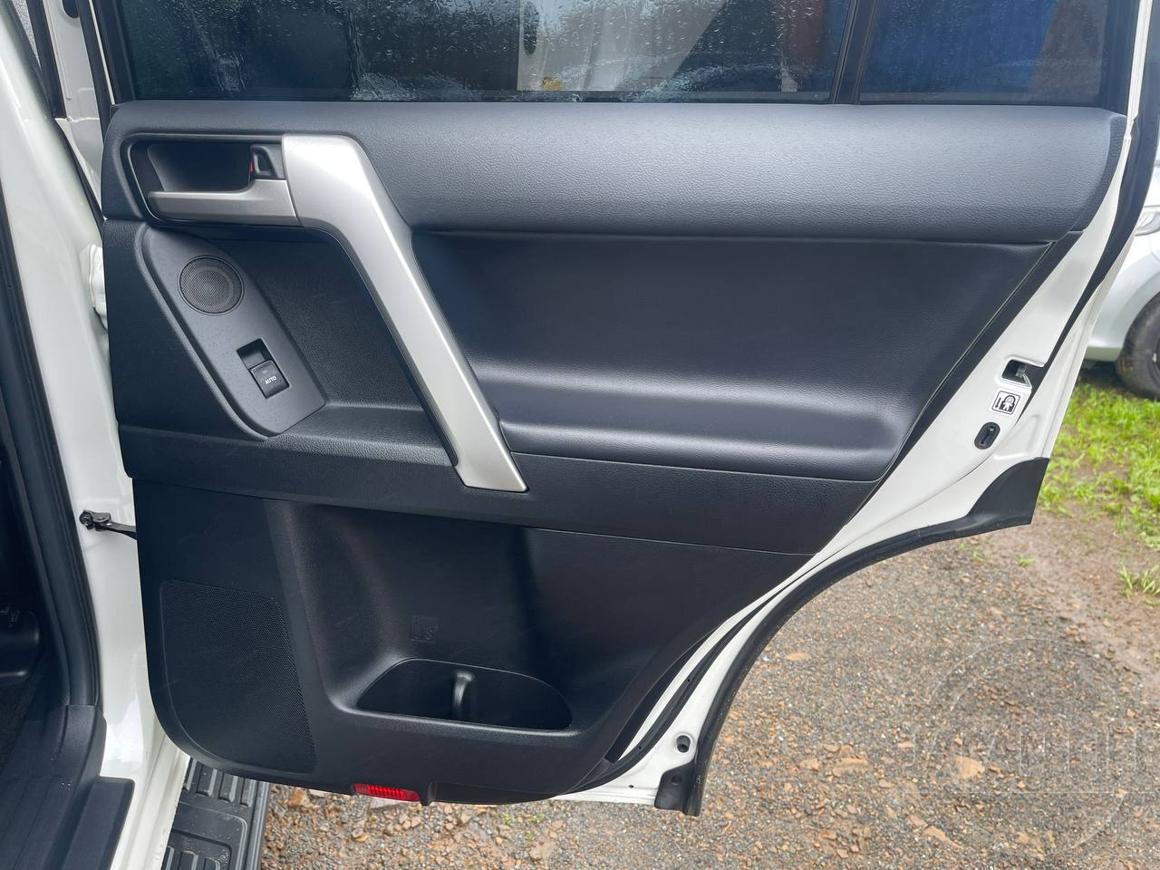 Фото Toyota Land Cruiser Prado - Japan Life 