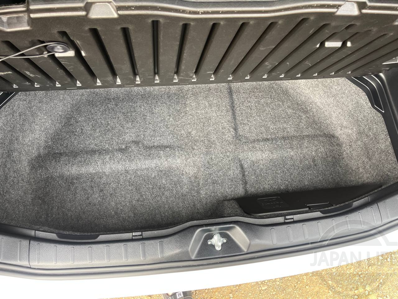 Фото Toyota Voxy - Japan Life 