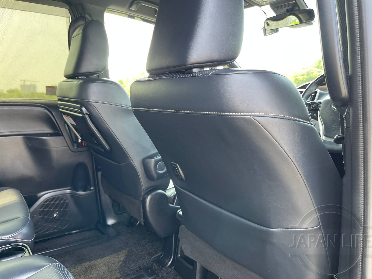 Фото Toyota Esquire - Japan Life 