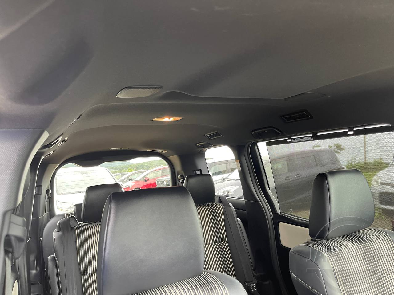 Фото Toyota Noah - Japan Life 