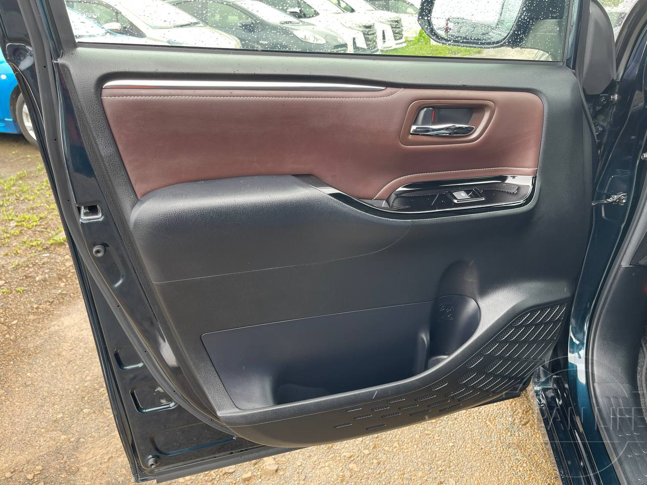 Фото Toyota Esquire - Japan Life 