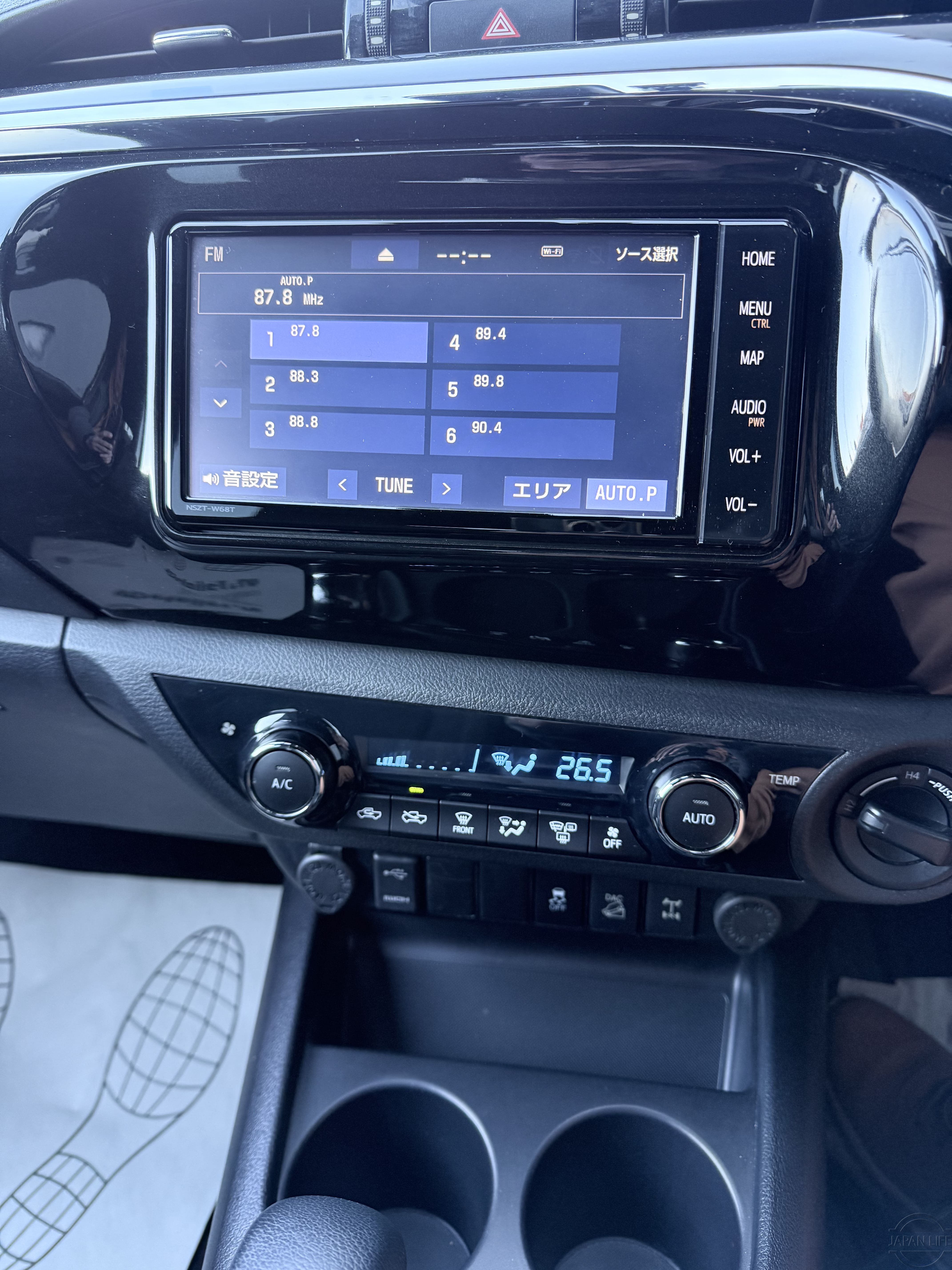 Фото Toyota Hilux - Japan Life 