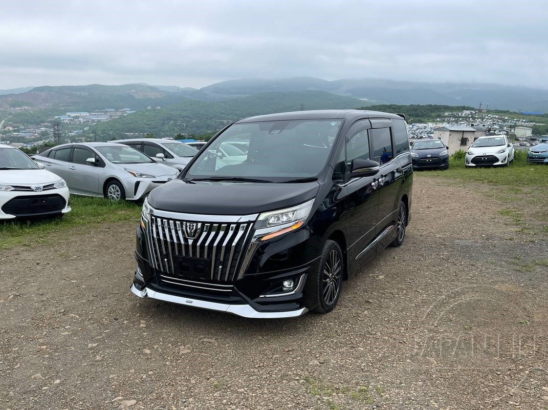 Фото Toyota Esquire - Japan Life 