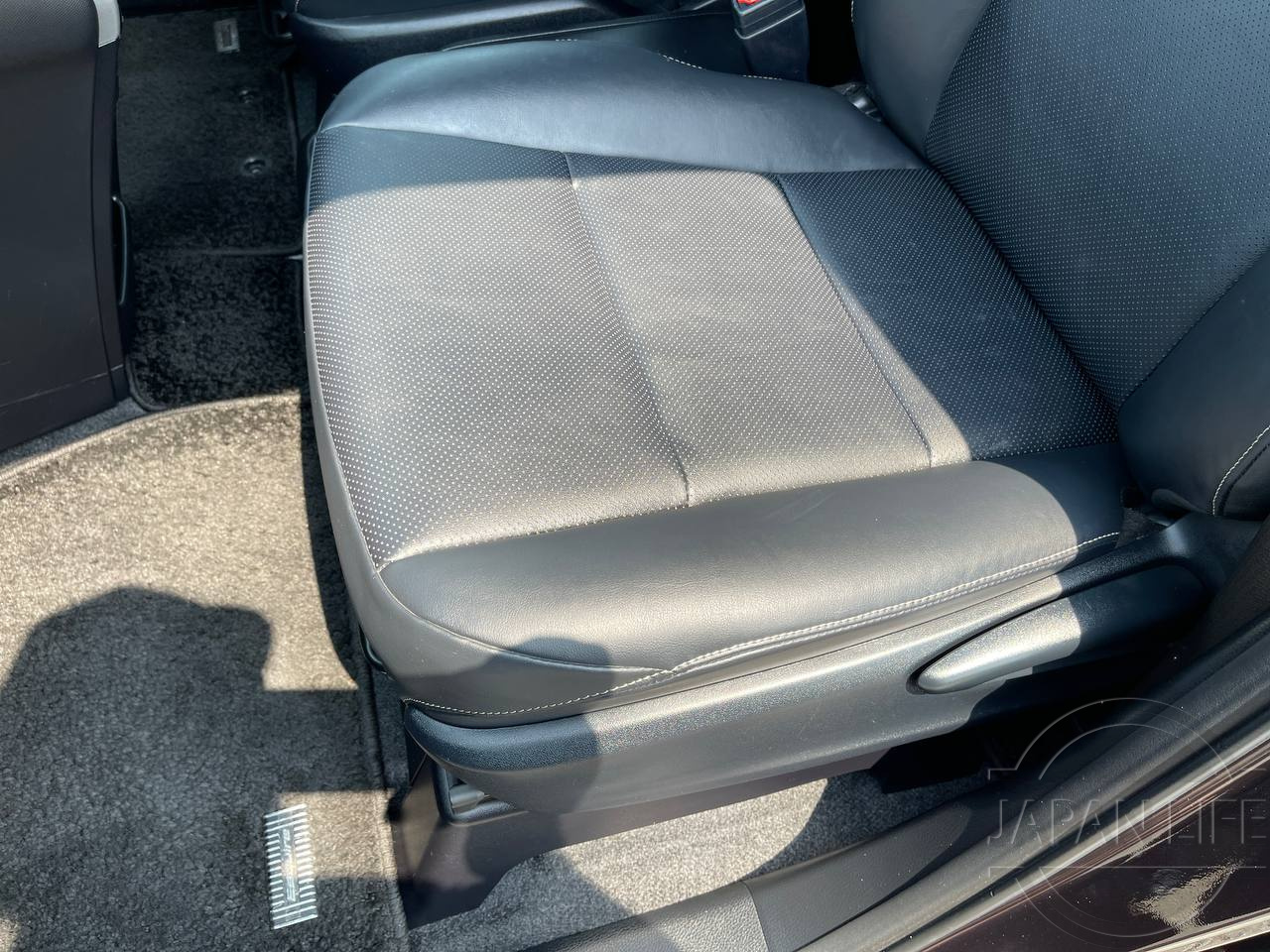 Фото Toyota Esquire - Japan Life 