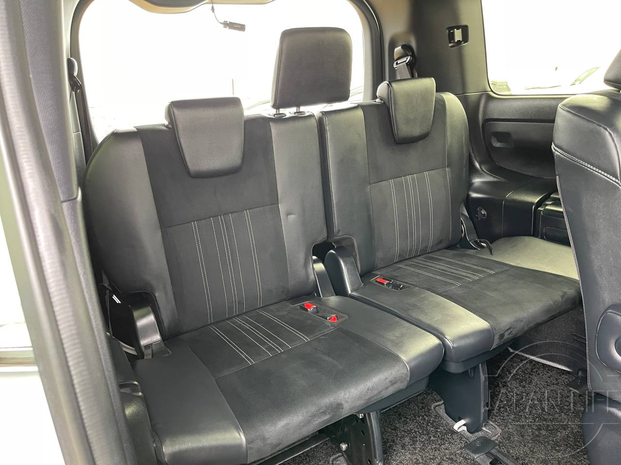 Фото Toyota Esquire - Japan Life 