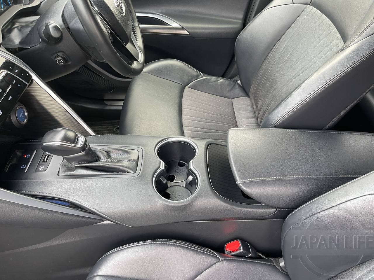 Фото Toyota Harrier - Japan Life 