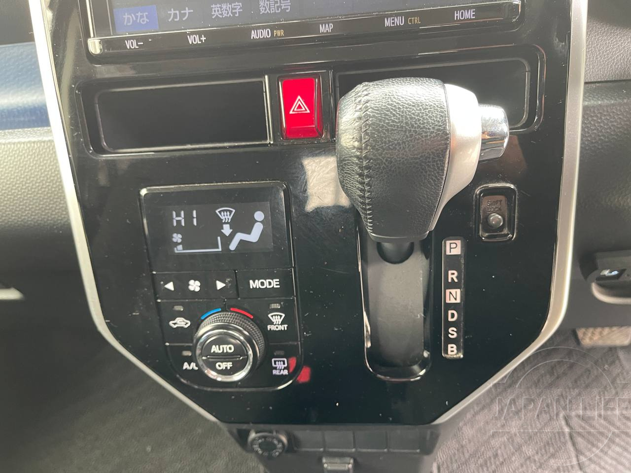 Фото Toyota Tank - Japan Life 