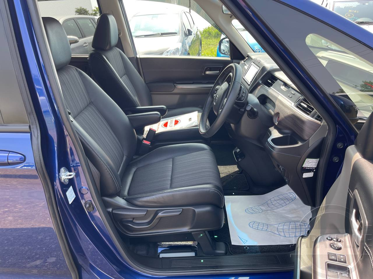 Фото Honda Freed - Japan Life 