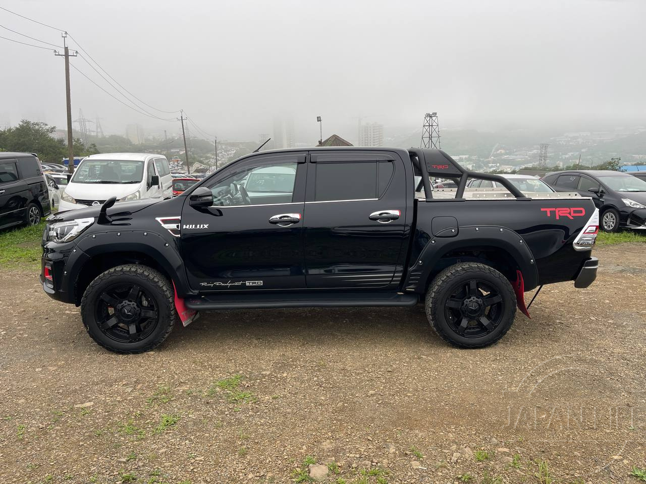 Фото Toyota Hilux - Japan Life 