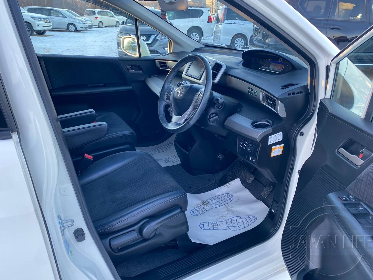 Фото Honda Freed - Japan Life 