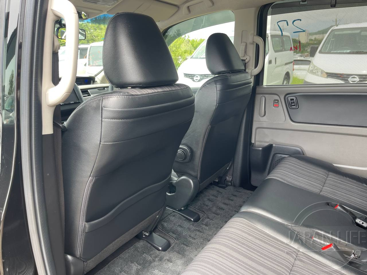 Фото Honda Freed - Japan Life 