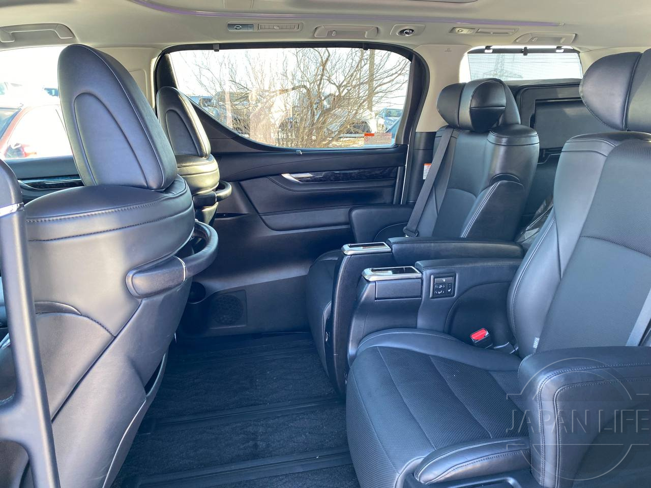 Фото Toyota Alphard - Japan Life 