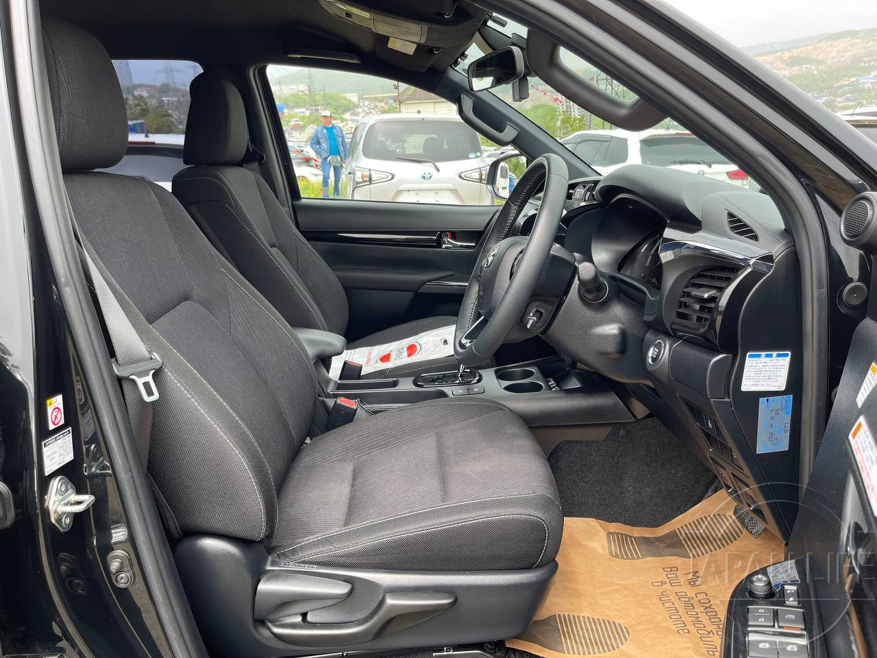 Фото Toyota Hilux - Japan Life 