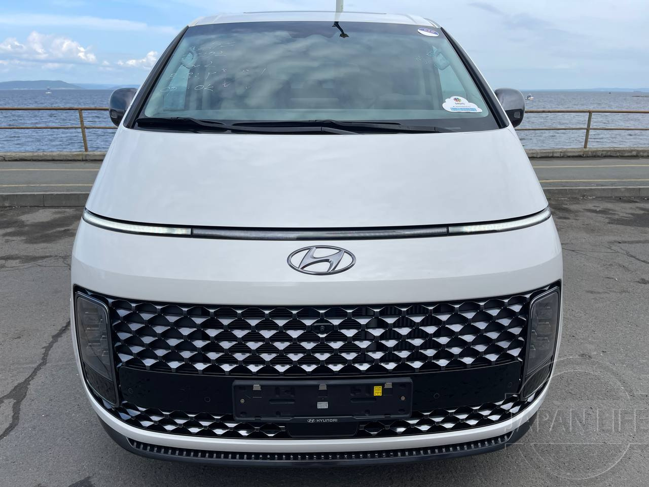 Фото Hyundai Staria - Japan Life 
