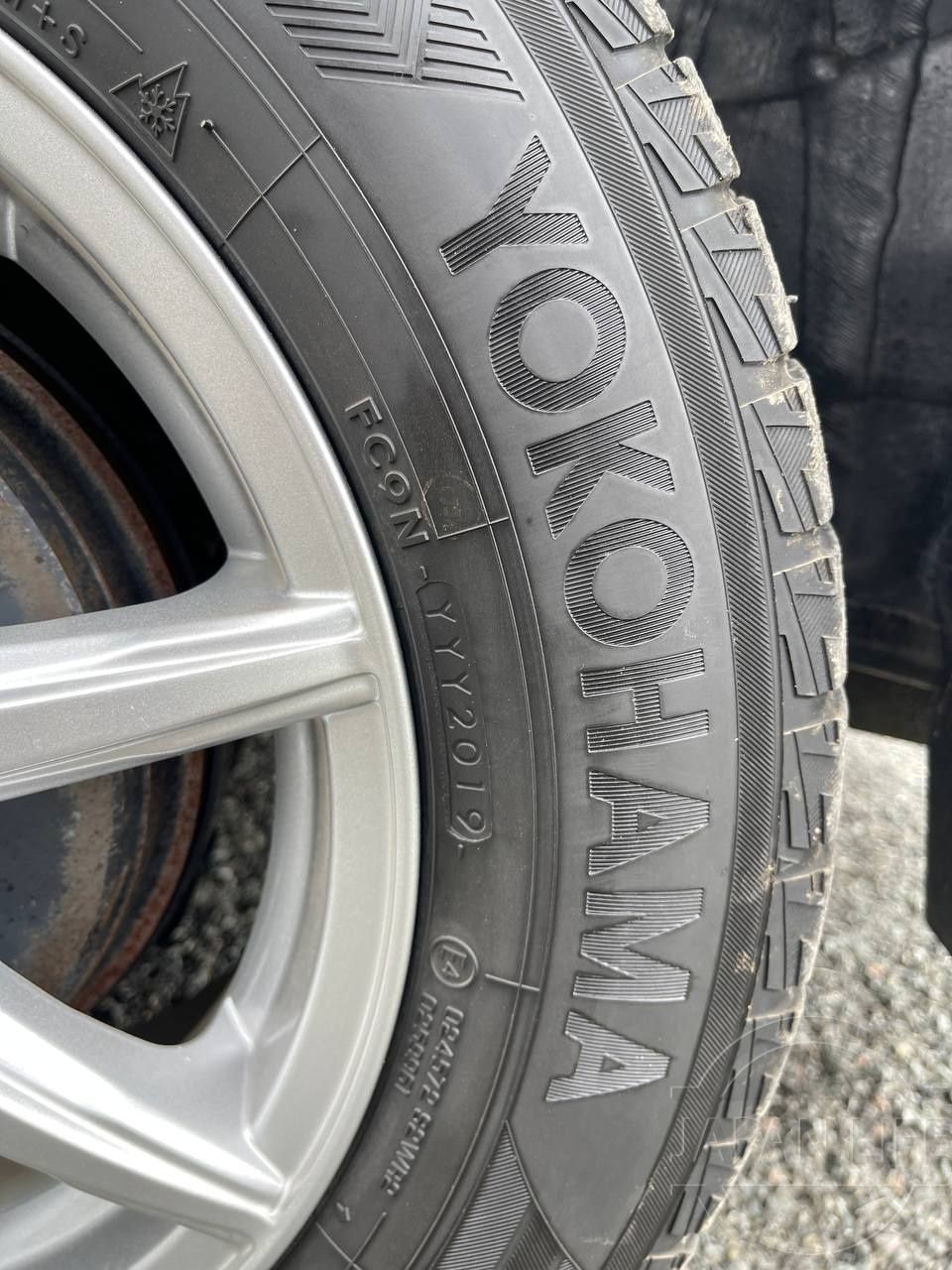 Фото Toyota Esquire - Japan Life 