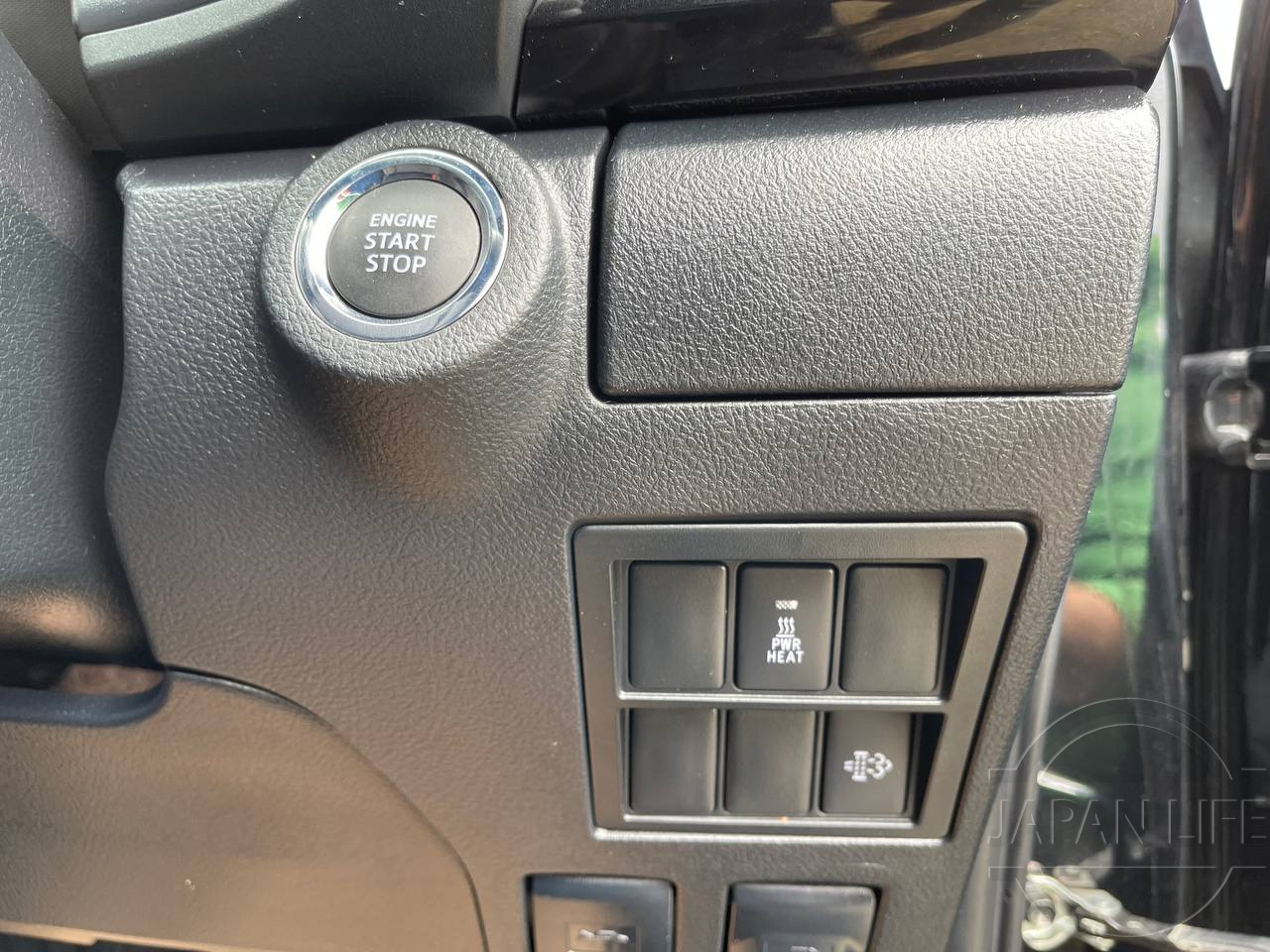 Фото Toyota Hilux - Japan Life 