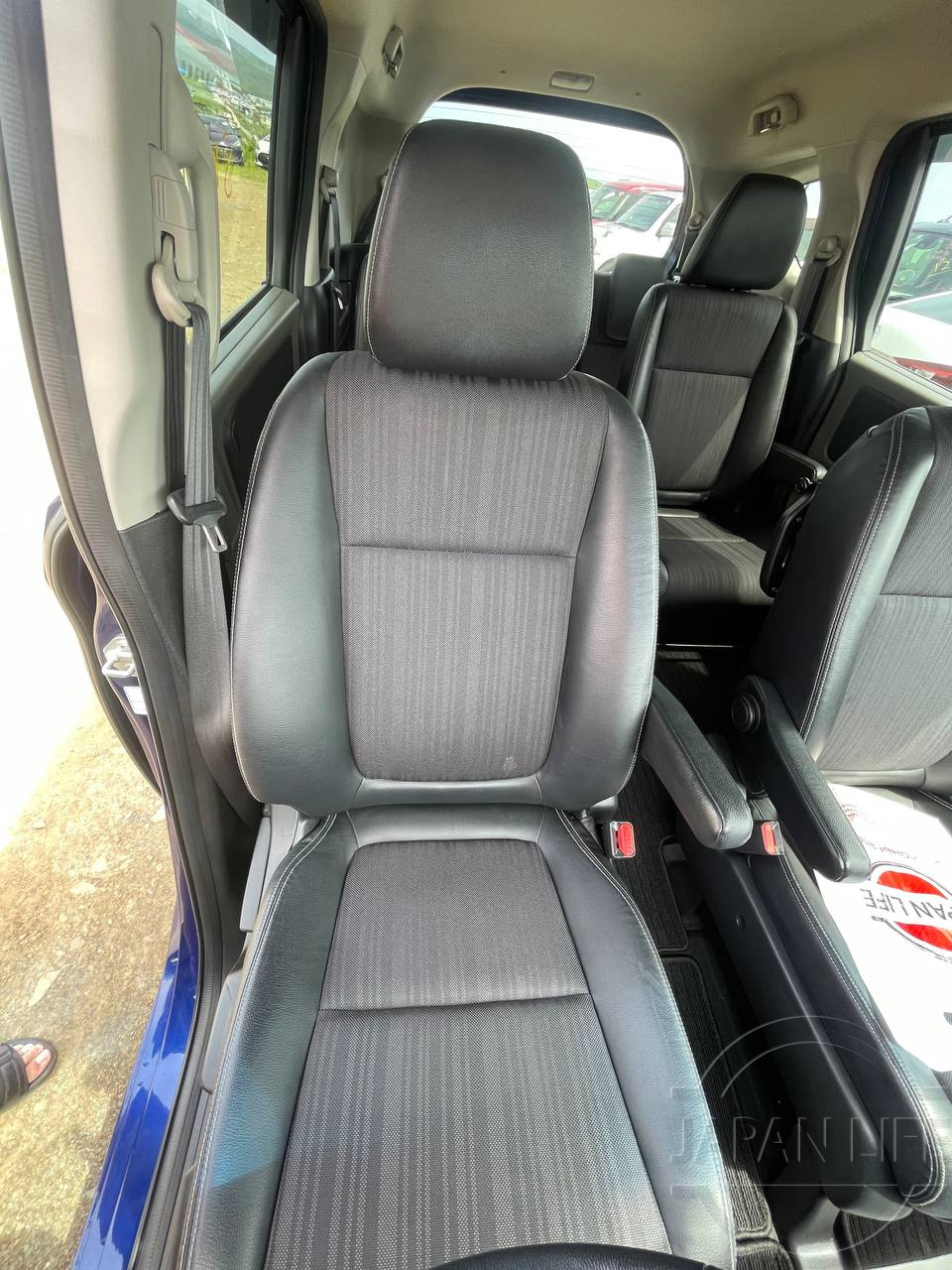 Фото Honda Freed - Japan Life 