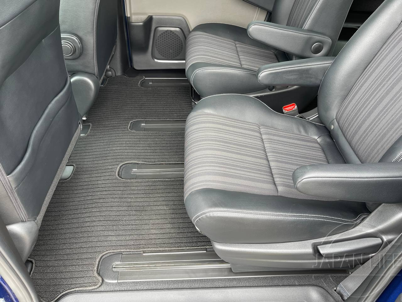 Фото Honda Freed - Japan Life 