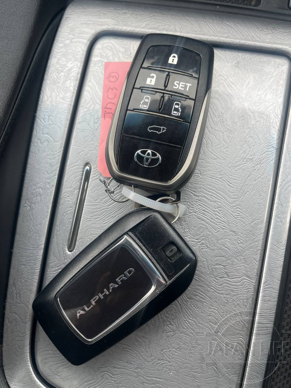 Фото Toyota Alphard - Japan Life 