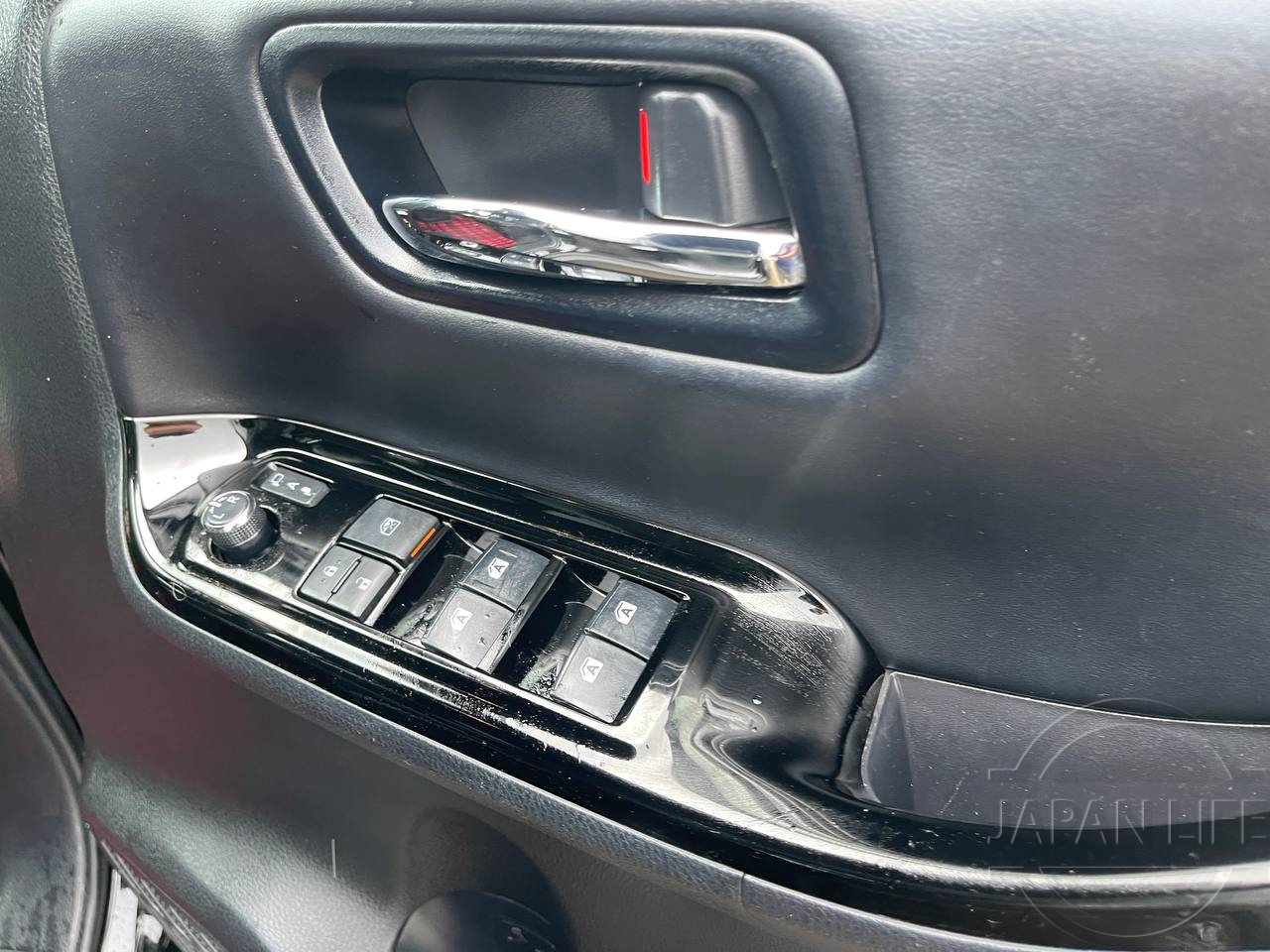 Фото Toyota Noah - Japan Life 