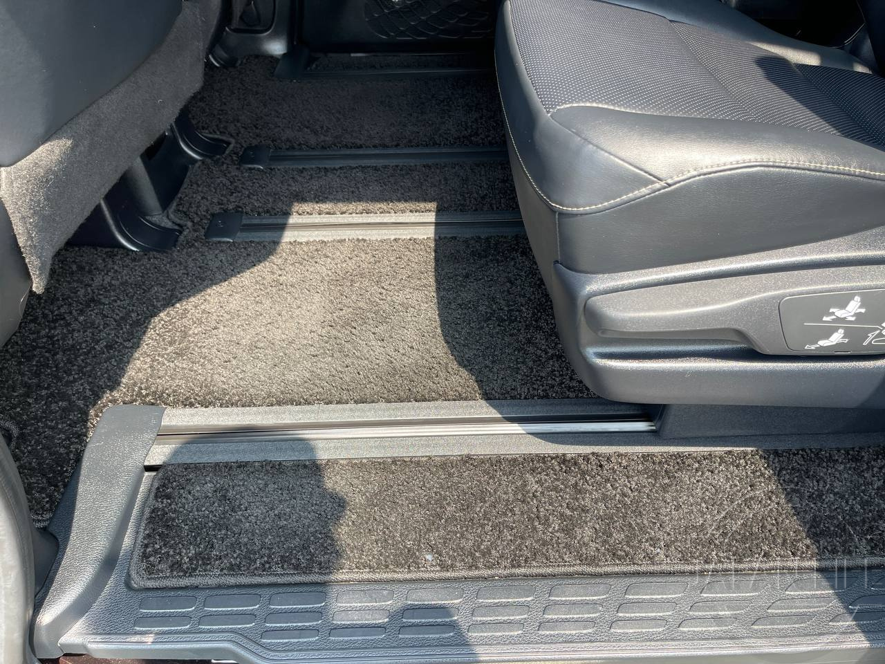 Фото Toyota Esquire - Japan Life 