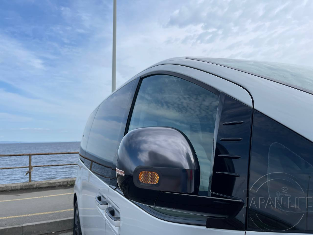 Фото Hyundai Staria - Japan Life 