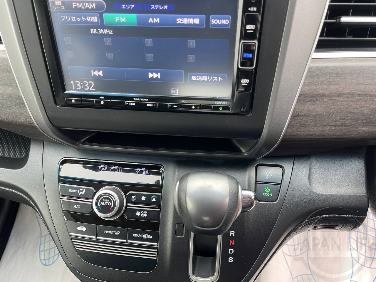 Фото Honda Freed - Japan Life 