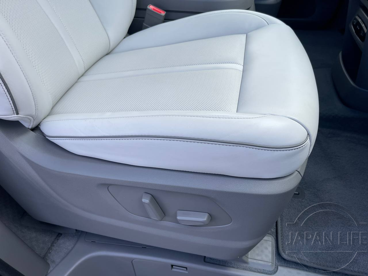 Фото Hyundai Staria - Japan Life 