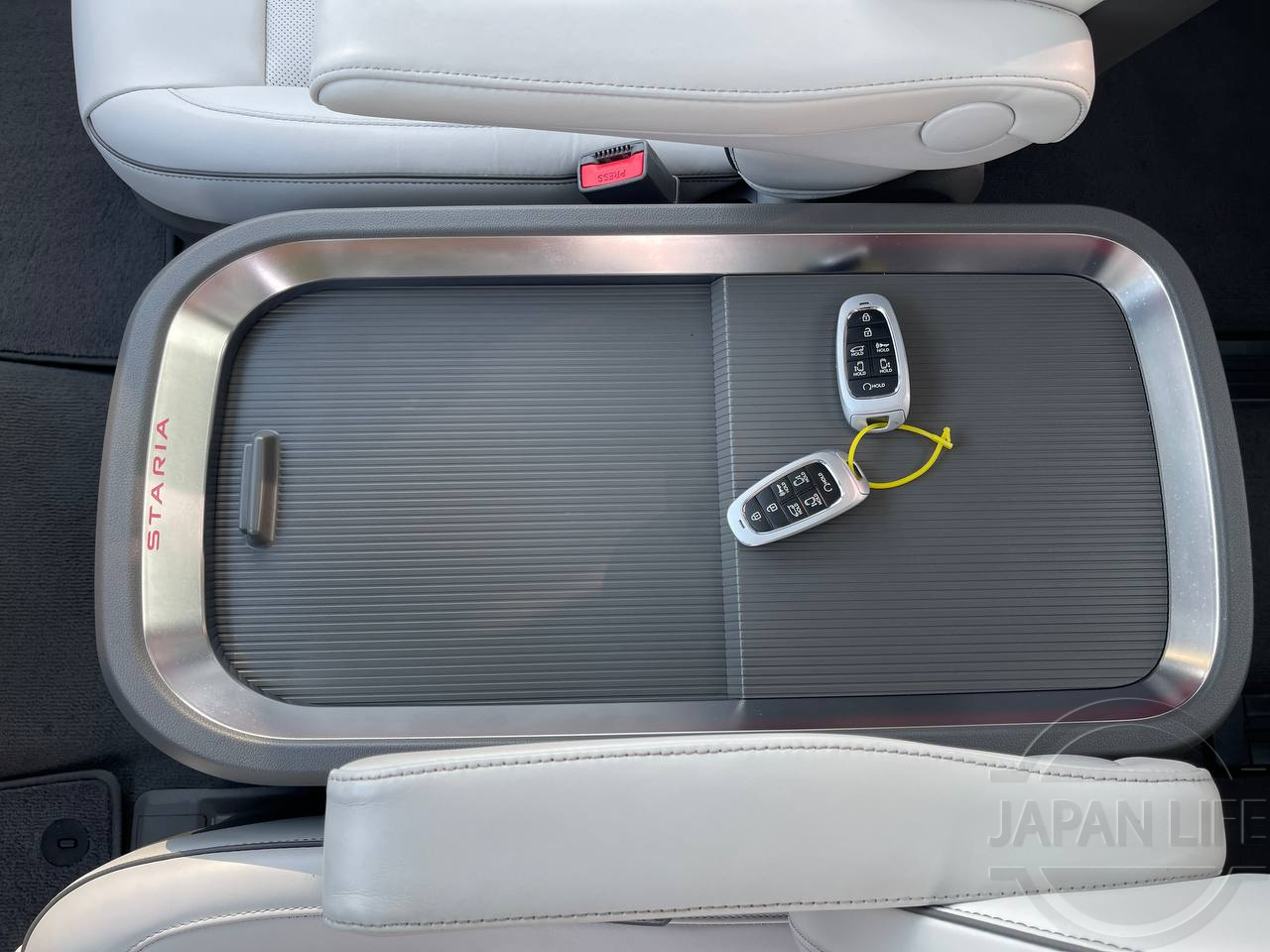 Фото Hyundai Staria - Japan Life 