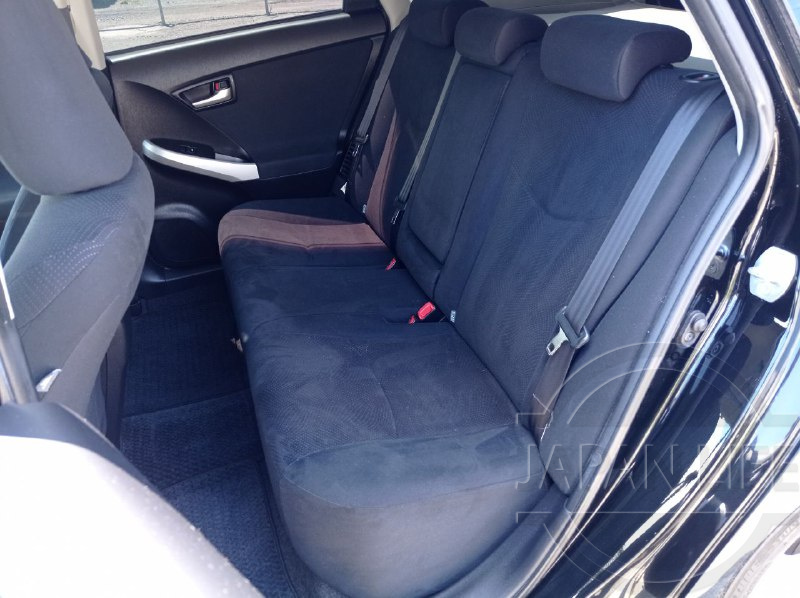 Фото Toyota Prius - Japan Life 