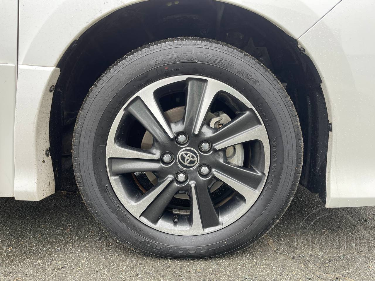 Фото Toyota Noah - Japan Life 