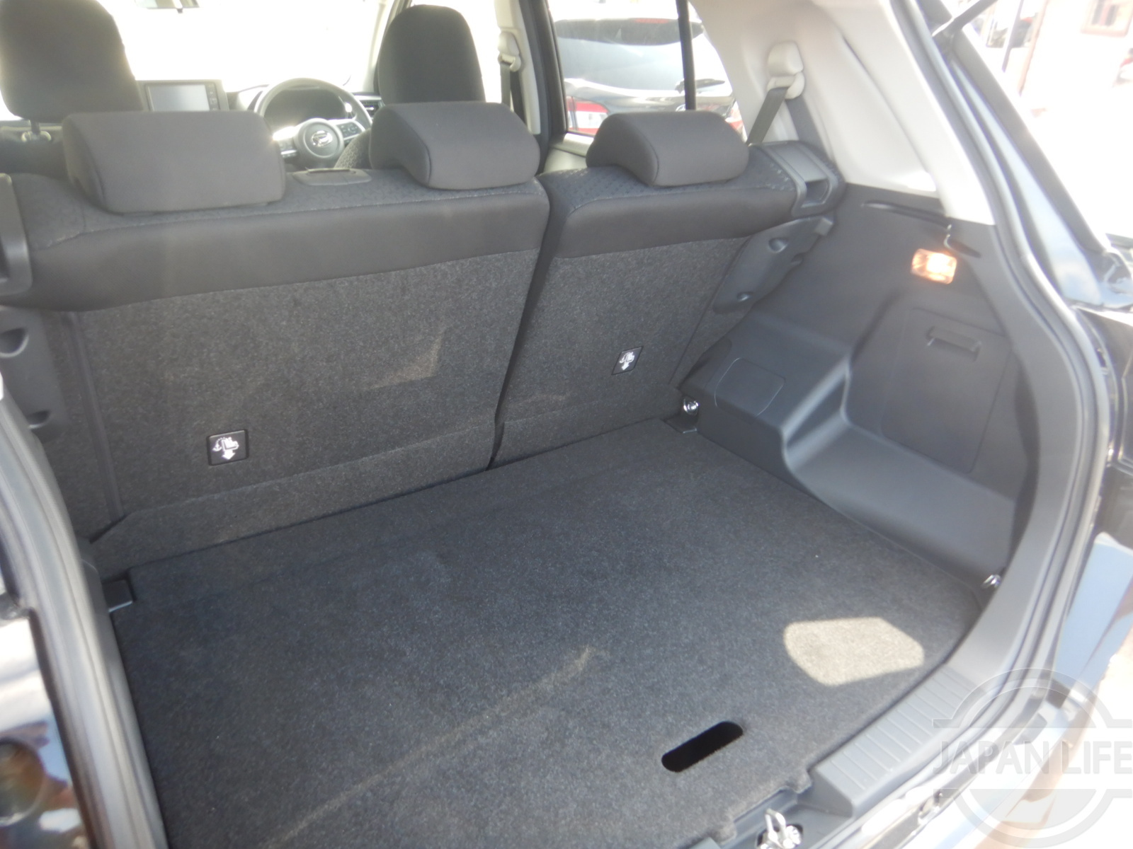 Фото Daihatsu Rocky - Japan Life 