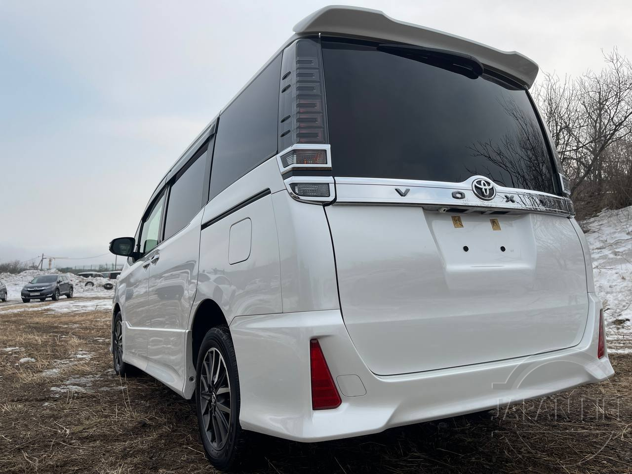 Фото Toyota Voxy - Japan Life 