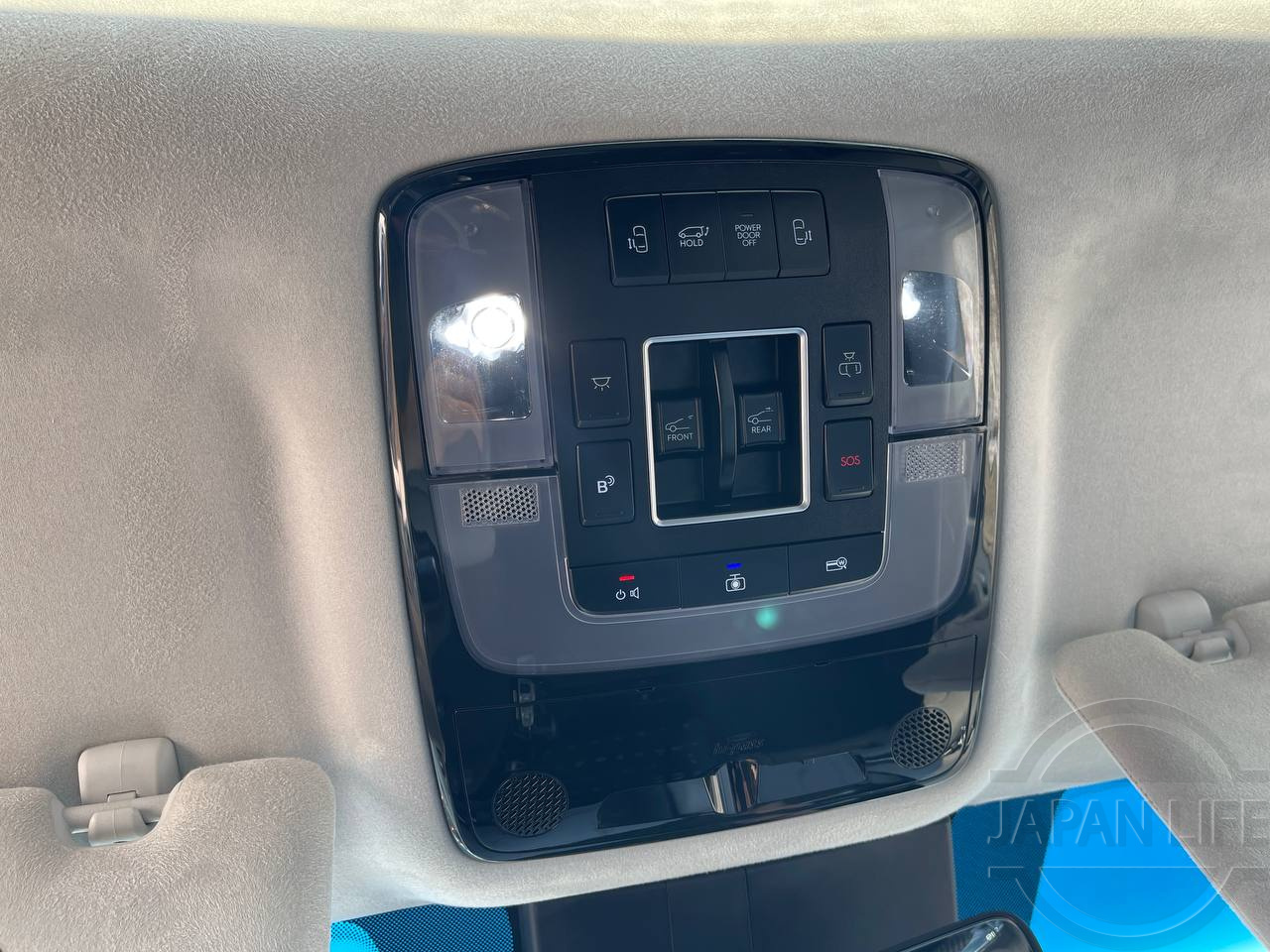 Фото Hyundai Staria - Japan Life 