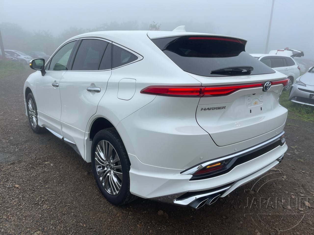 Фото Toyota Harrier - Japan Life 