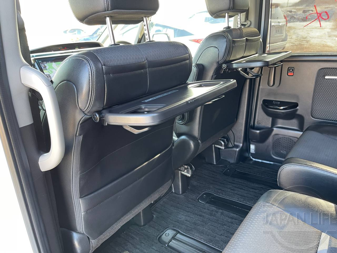 Фото Honda Stepwgn - Japan Life 