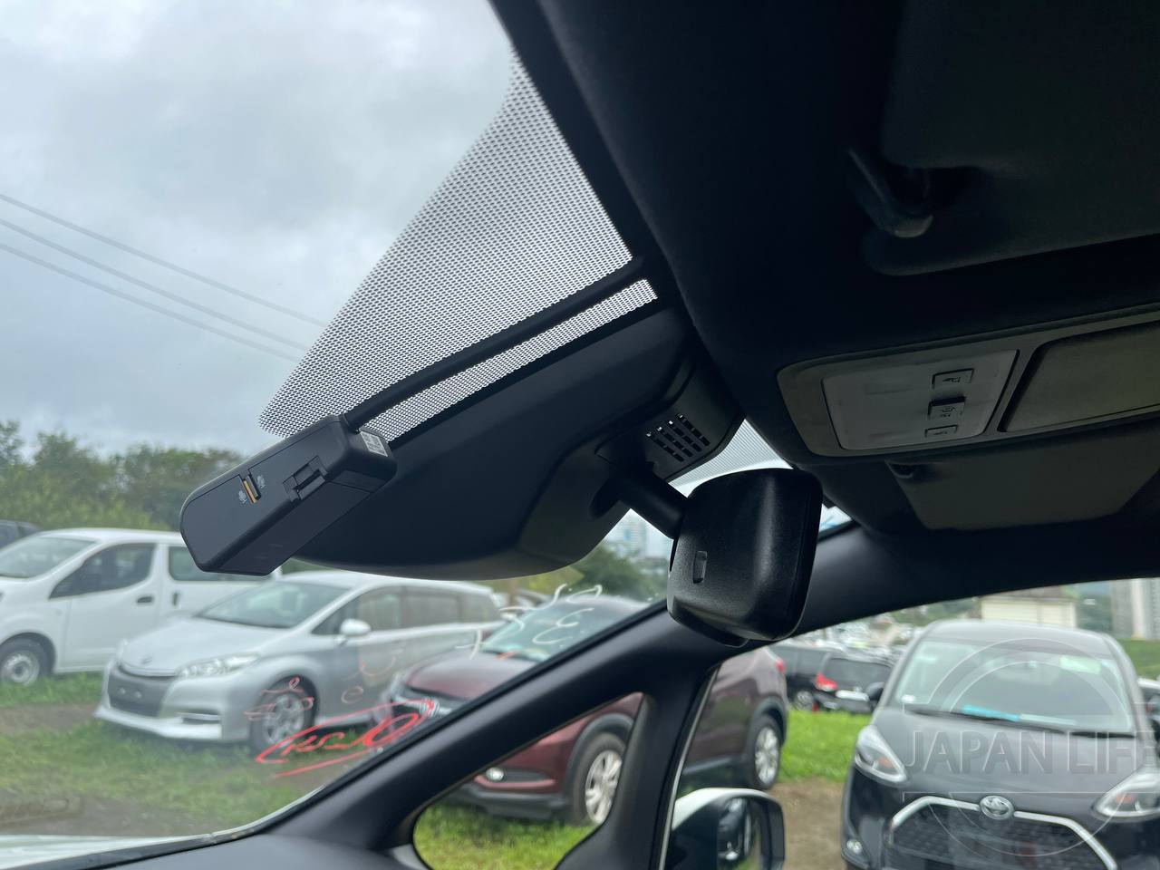 Фото Toyota Esquire - Japan Life 