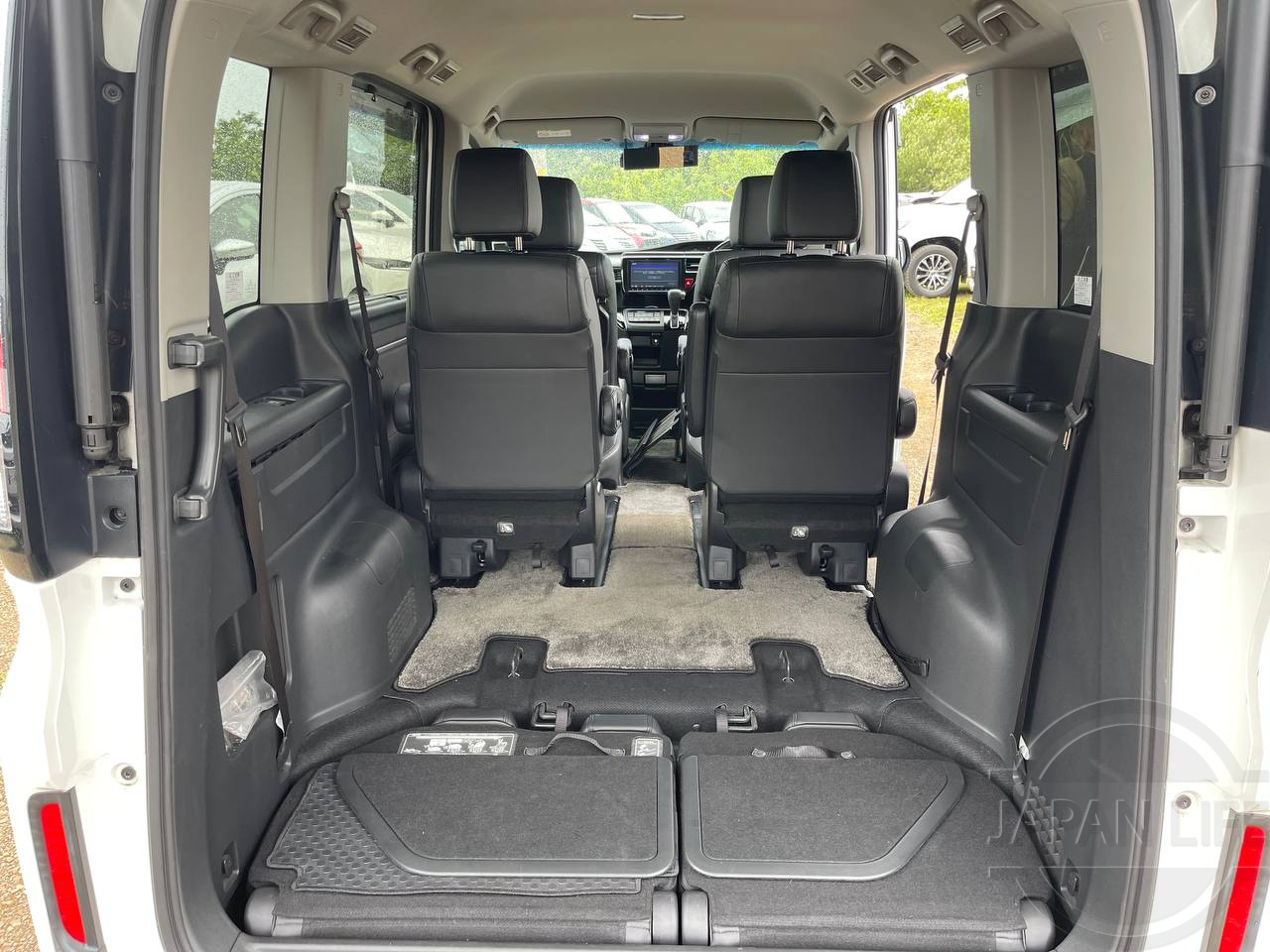 Фото Honda Stepwgn - Japan Life 