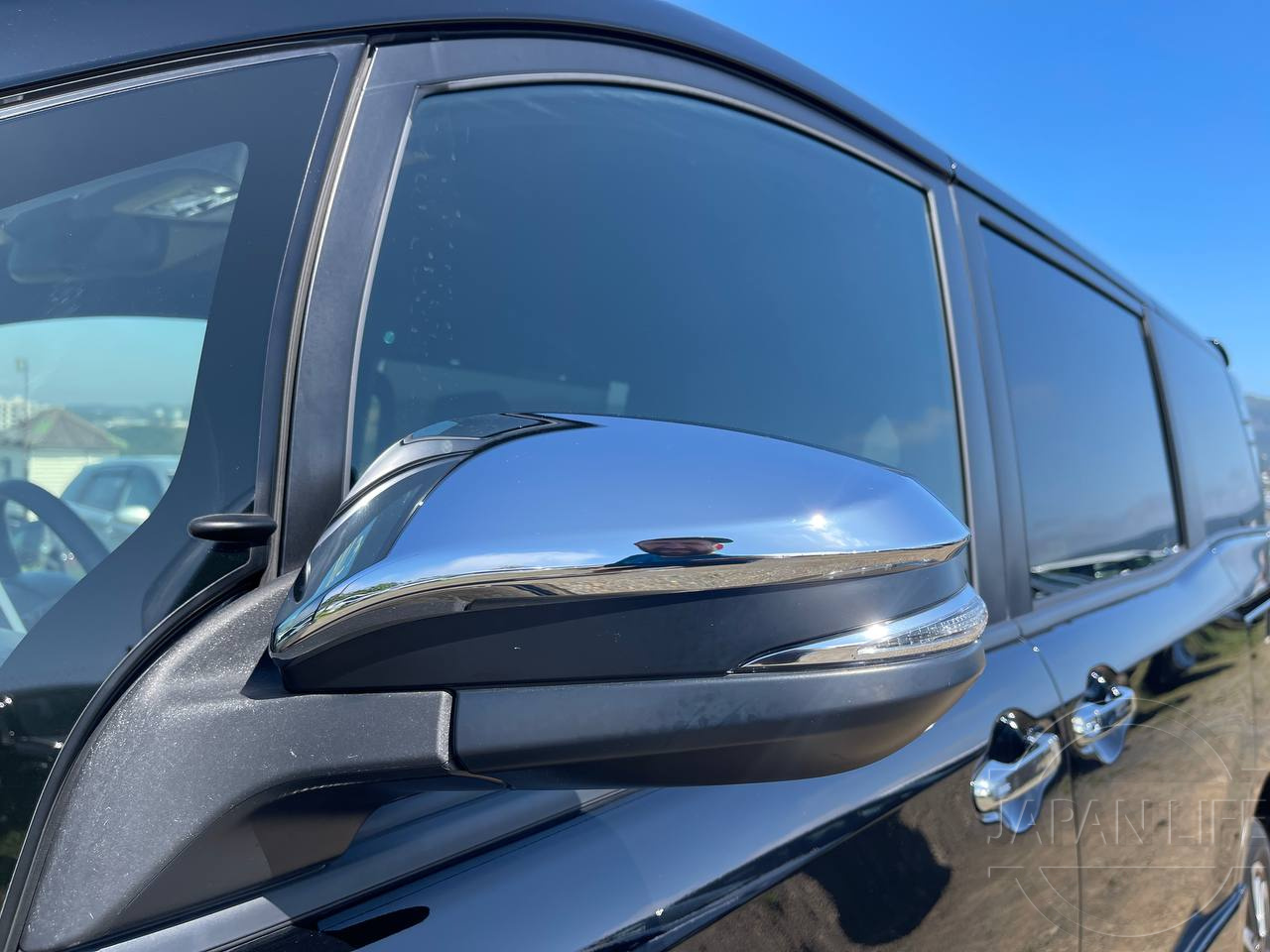 Фото Toyota Voxy - Japan Life 