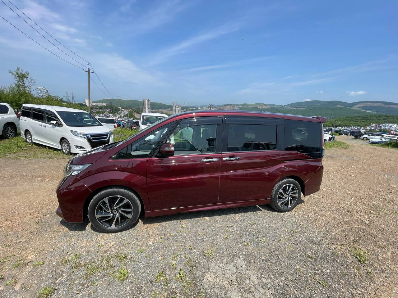 Фото Honda Stepwgn - Japan Life 