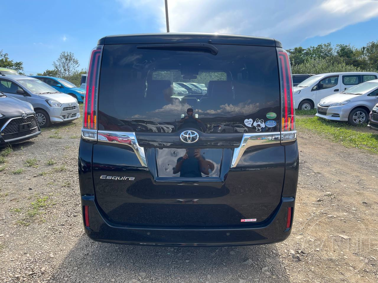 Фото Toyota Esquire - Japan Life 