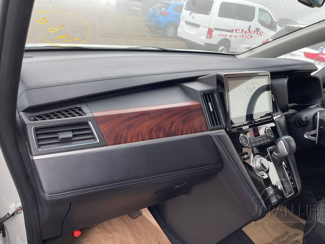 Фото Mitsubishi Delica D:5 - Japan Life 